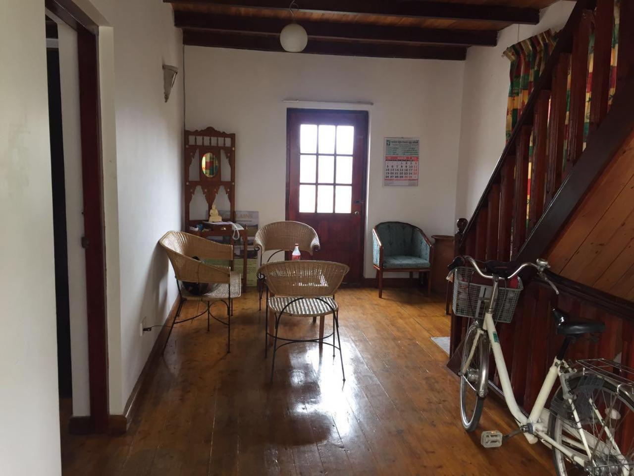 Hikers Inn Нувара-Элия Экстерьер фото